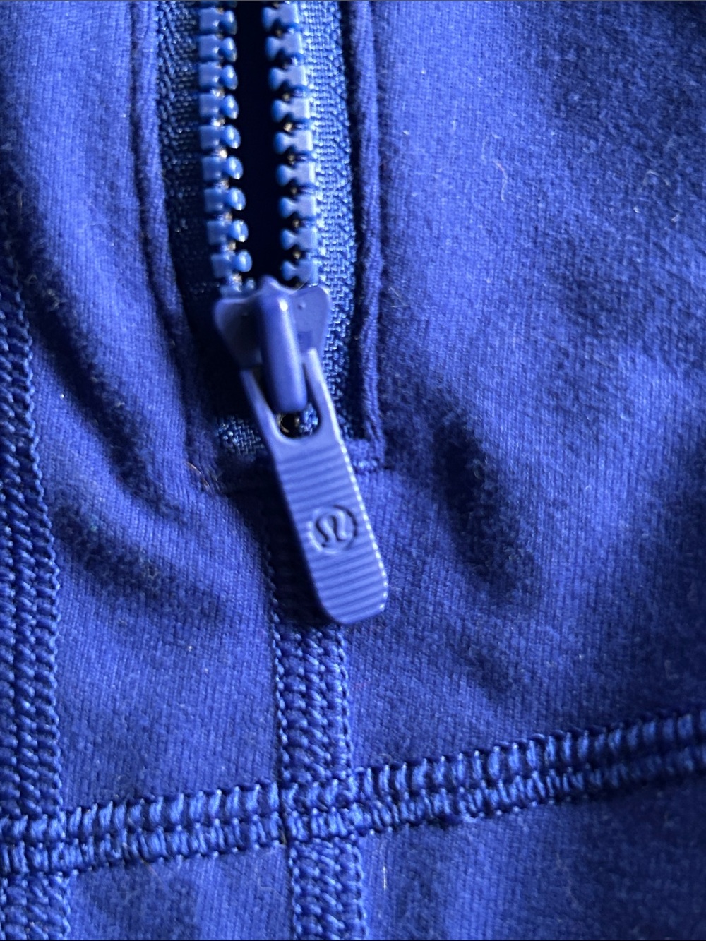 | Lululemon | Define Jacket - Picture 10 of 13